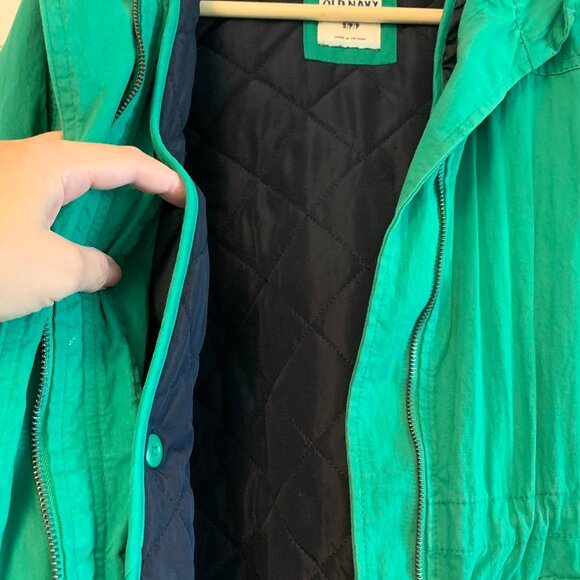 Bright green windbreaker/rain jacket with removable liner - Picture 3 of 10
